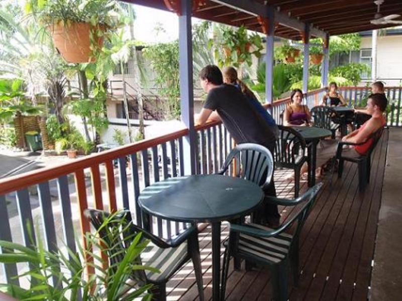 Castaways Backpackers Cairns Hostel Bagian luar foto