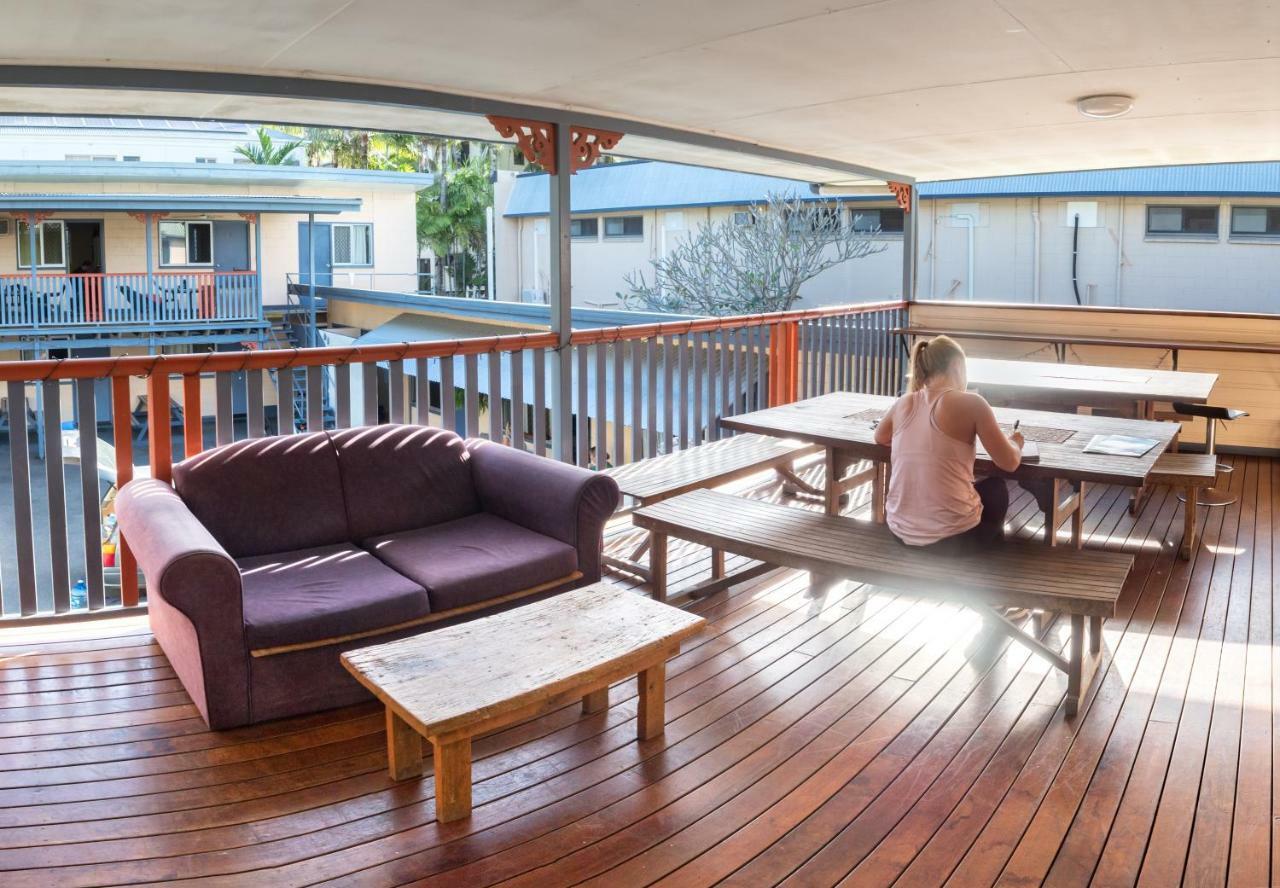 Castaways Backpackers Cairns Hostel Bagian luar foto