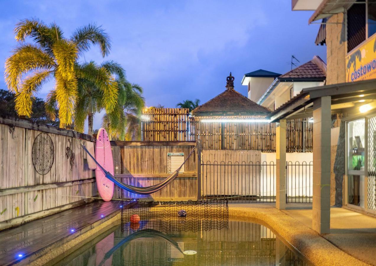 Castaways Backpackers Cairns Hostel Bagian luar foto