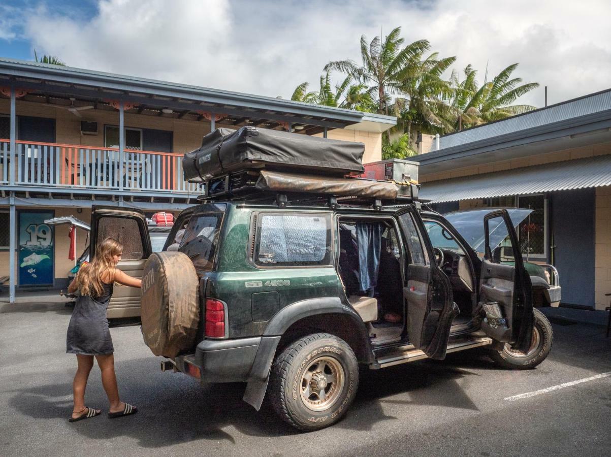 Castaways Backpackers Cairns Hostel Bagian luar foto